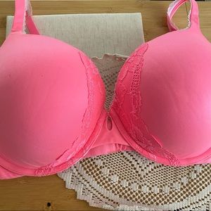 VS Body by Victoria Padded Perfect Coverage 38DD